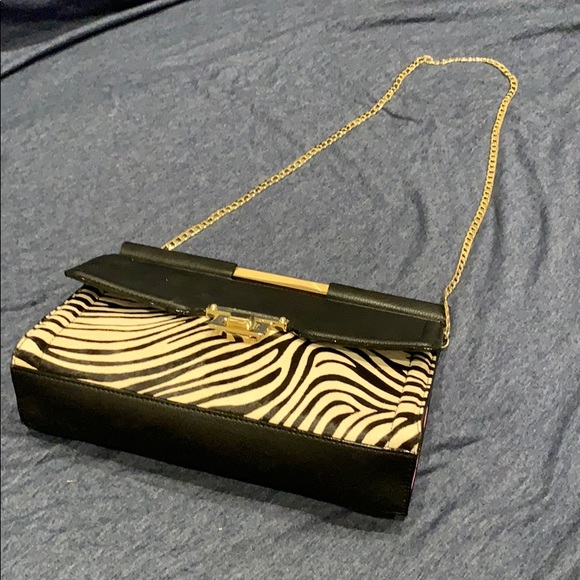 Gianni Bini Zebra Print Shoulder Bag - Picture 2 of 5